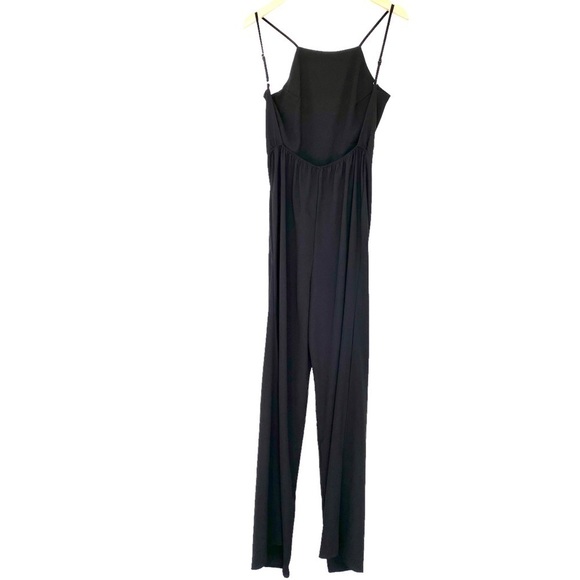 Forever 21 jumpsuit with open back & elasticized waist - Picture 5 of 10